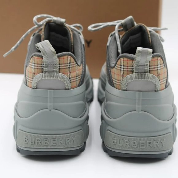 Burberry Men's Arthur Check Gray Canvas/Suede Sneakers 9 US (42 Eu) 8043864 - Picture 6 of 8